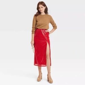 red Sequin skirt with slit. NWT. Size XS